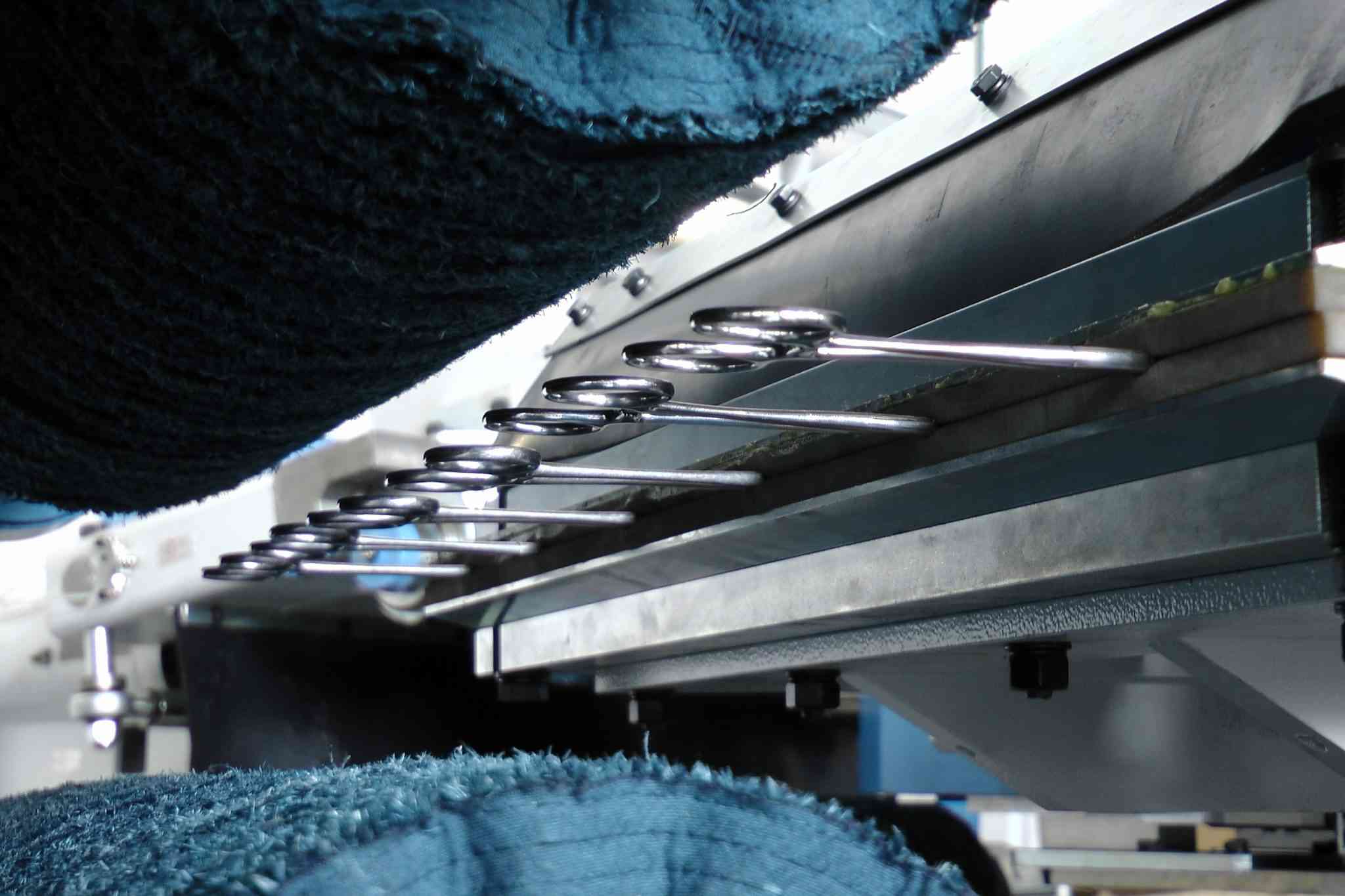 ALTRI IMPIANTI PULITURA FORBICI CHIRURGIA